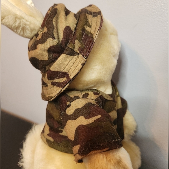 DanDee Cream Bunny Rabbit Camo Shirt/Hat Collectors Choice Pink Nose - Picture 3 of 8